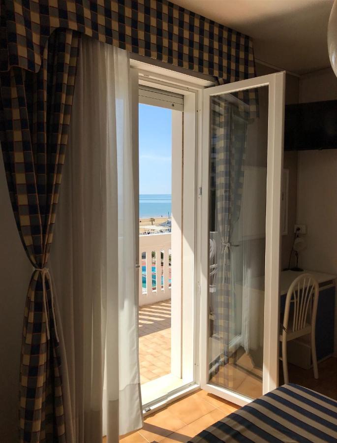 Hotel Riviera Lido di Jesolo Esterno foto